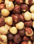 Hazelnut whole raw ( ada kulit ari ) 250 gram